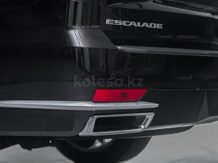 Cadillac Escalade Luxury 2023 года за 70 000 000 тг. в Петропавловск – фото 15