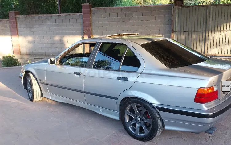 BMW 328 1995 года за 2 500 000 тг. в Алматы