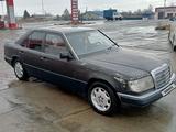 Mercedes-Benz E 200 1990 годаүшін1 200 000 тг. в Усть-Каменогорск