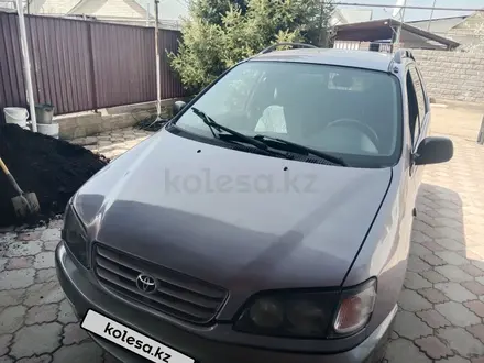 Toyota Picnic 1997 года за 3 000 000 тг. в Каргалы