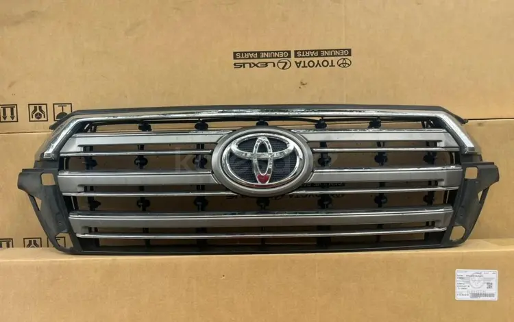 Решетка радиатора Land Cruiser 200 за 125 000 тг. в Алматы