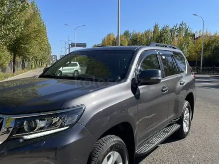 Toyota Land Cruiser Prado 2023 года за 32 500 000 тг. в Астана – фото 2