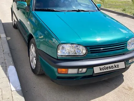 Volkswagen Golf 1995 года за 1 800 000 тг. в Актобе