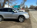 Toyota RAV4 2006 года за 5 700 000 тг. в Актобе – фото 4