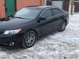 Toyota Camry 2012 года за 7 000 000 тг. в Актобе