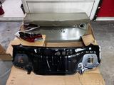 Крышка багажника на Toyota Corolla 2022 за 5 000 тг. в Алматы