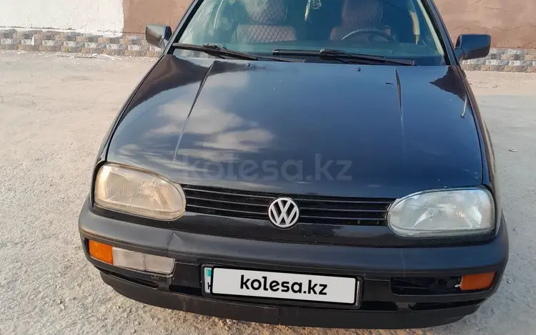 Volkswagen Golf 1993 годаfor1 550 000 тг. в Шымкент