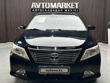 Toyota Camry 2013 годаүшін7 100 000 тг. в Актобе – фото 2