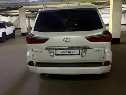 Lexus LX 570 2016 года за 36 800 000 тг. в Алматы