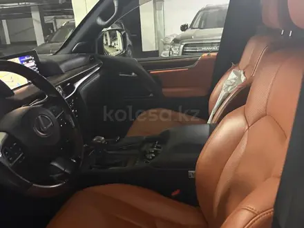 Lexus LX 570 2016 года за 36 800 000 тг. в Алматы – фото 8