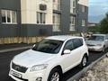 Toyota RAV4 2011 годаfor9 800 000 тг. в Алматы