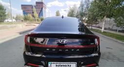 Hyundai Sonata 2022 года за 13 500 000 тг. в Актобе – фото 4