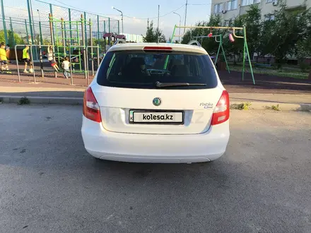 Skoda Fabia 2009 года за 2 900 000 тг. в Кокшетау – фото 4