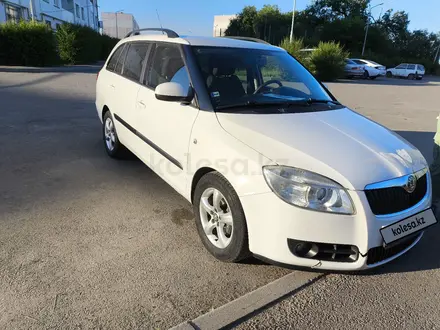 Skoda Fabia 2009 года за 2 900 000 тг. в Кокшетау – фото 7