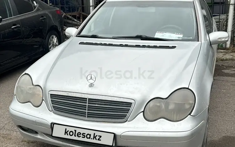 Mercedes-Benz C 180 2002 года за 3 000 000 тг. в Алматы