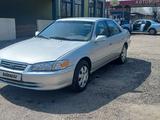 Toyota Camry 2001 года за 3 800 000 тг. в Алматы – фото 2