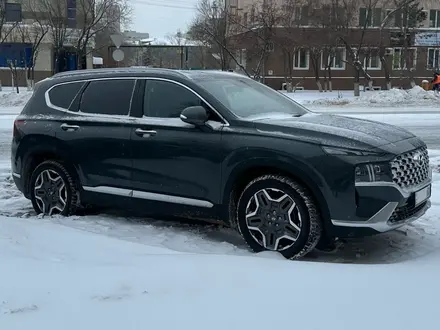 Hyundai Santa Fe 2021 года за 16 000 000 тг. в Астана