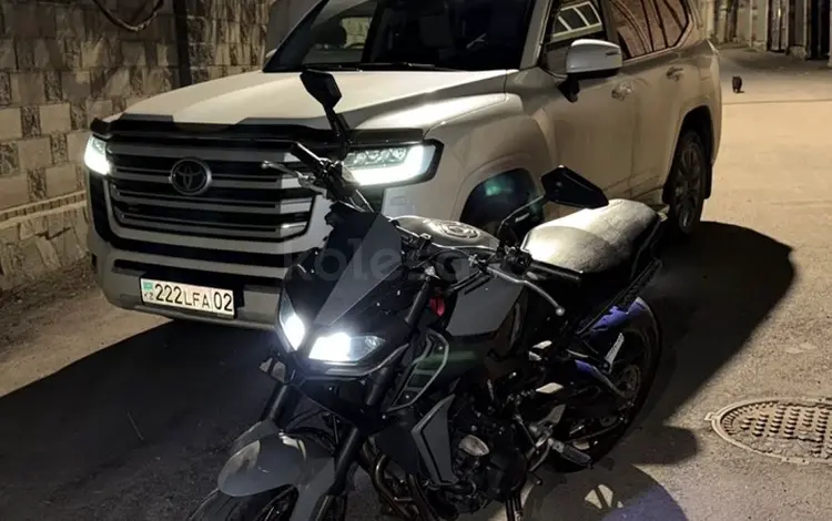Yamaha  MT-09 (FZ-09) 2017 годаүшін4 200 000 тг. в Алматы