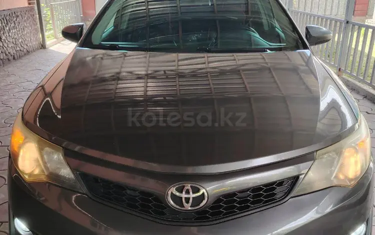 Toyota Camry 2013 годаүшін9 800 000 тг. в Алматы