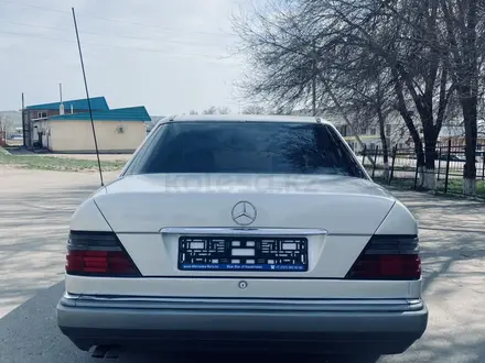 Mercedes-Benz E 280 1993 года за 1 750 000 тг. в Алматы – фото 6