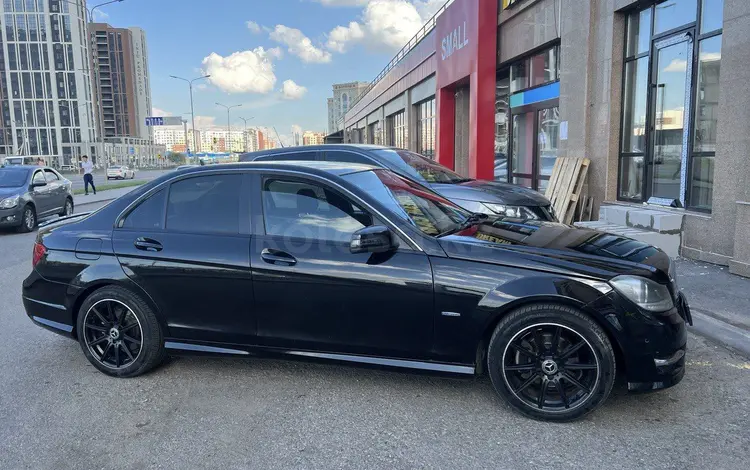 Mercedes-Benz C 180 2010 года за 6 500 000 тг. в Астана