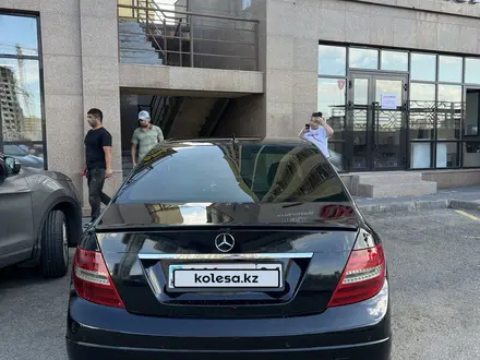 Mercedes-Benz C 180 2010 года за 6 500 000 тг. в Астана – фото 4