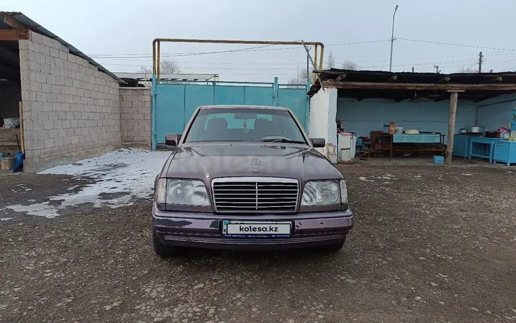 Mercedes-Benz E 220 1993 годаfor1 999 990 тг. в Мерке