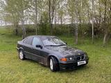BMW 318 1993 года за 1 600 000 тг. в Уральск