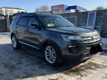 Ford Explorer 2018 года за 16 900 000 тг. в Алматы – фото 4