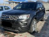 Ford Explorer 2018 года за 16 900 000 тг. в Алматы – фото 3