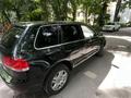 Volkswagen Touareg 2005 годаүшін3 500 000 тг. в Алматы – фото 3