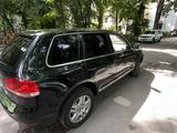 Volkswagen Touareg 2005 года за 6 000 000 тг. в Алматы – фото 3