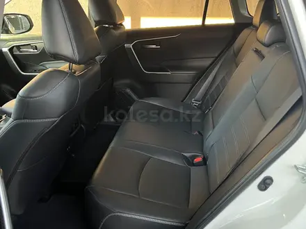 Toyota RAV4 2021 года за 17 500 000 тг. в Шымкент – фото 13