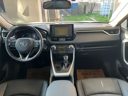 Toyota RAV4 2021 года за 17 500 000 тг. в Шымкент – фото 16