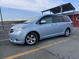 Toyota Sienna 2015 года за 13 200 000 тг. в Алматы