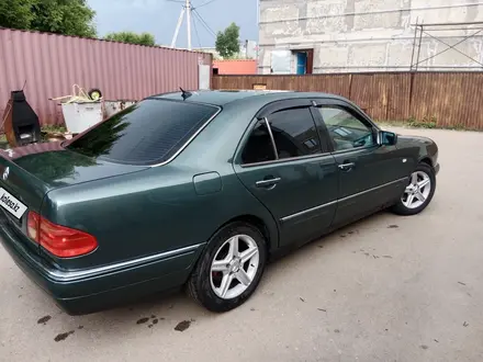 Mercedes-Benz E 230 1995 года за 2 950 000 тг. в Атбасар – фото 19