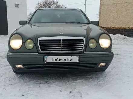 Mercedes-Benz E 230 1995 года за 2 950 000 тг. в Атбасар – фото 6