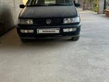 Volkswagen Passat 1995 годаfor2 000 000 тг. в Шымкент