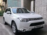 Mitsubishi Outlander 2013 года за 8 200 000 тг. в Усть-Каменогорск – фото 2