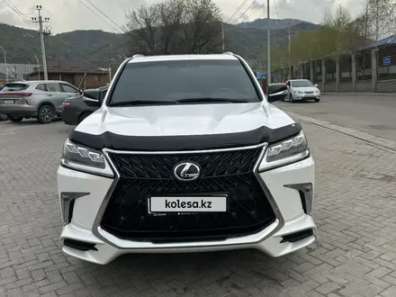 Lexus LX 570 2020 года за 53 000 000 тг. в Алматы – фото 2