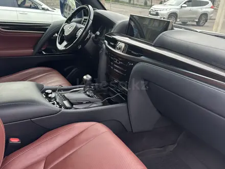 Lexus LX 570 2020 года за 53 000 000 тг. в Алматы – фото 3