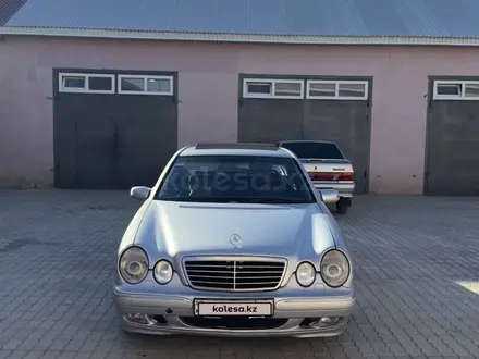 Mercedes-Benz E 430 2001 года за 5 500 000 тг. в Актау