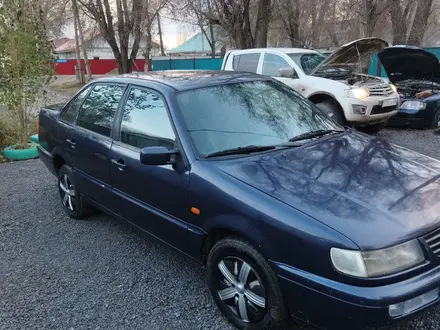 Volkswagen Passat 1995 года за 1 000 000 тг. в Актобе – фото 3