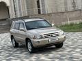 Toyota Highlander 2004 года за 8 200 000 тг. в Алматы – фото 2