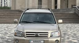 Toyota Highlander 2004 годаүшін8 200 000 тг. в Алматы