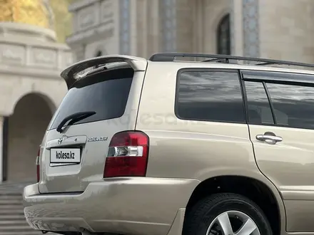 Toyota Highlander 2004 года за 8 200 000 тг. в Алматы – фото 3
