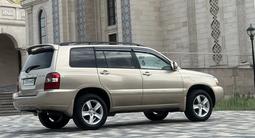 Toyota Highlander 2004 годаүшін8 200 000 тг. в Алматы – фото 4