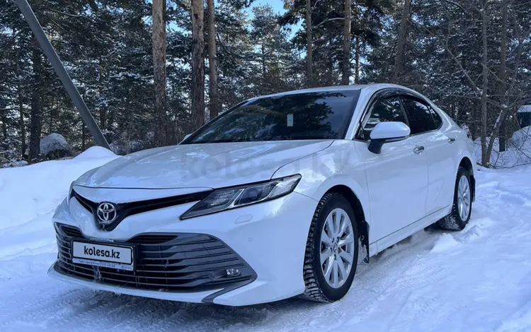 Toyota Camry 2020 года за 14 100 000 тг. в Щучинск