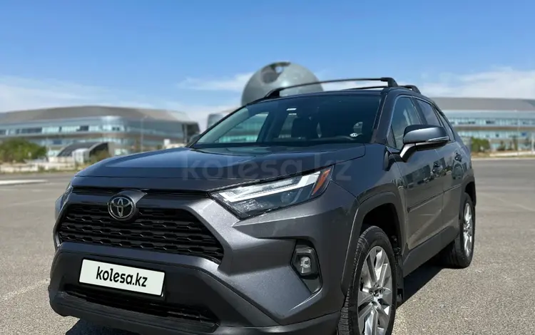 Toyota RAV4 2022 годаүшін18 500 000 тг. в Астана