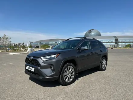 Toyota RAV4 2022 года за 18 500 000 тг. в Астана – фото 4